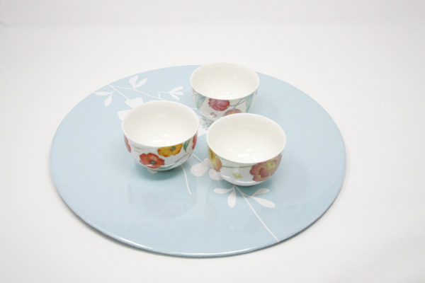 350mmの超デカ缶バッジの写真